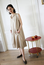 Load image into Gallery viewer, Bell dress / beige