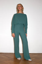 Load image into Gallery viewer, Homewear / Soft flare trousers / turquoise