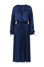 Load image into Gallery viewer, Phantasy silk dress