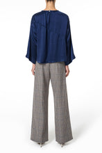 Load image into Gallery viewer, Phantasy silk shirt