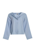 Load image into Gallery viewer, Challenger blouse 2.0 / pale blue