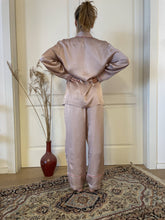 Load image into Gallery viewer, AMOUR Lounge Pants
