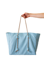 Load image into Gallery viewer, Tote bag / Nile blue
